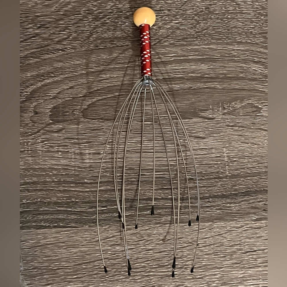 NWOT Scalp Massager